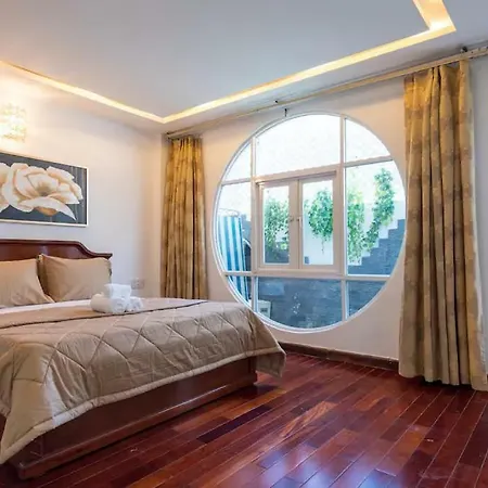 The Wooden Apartments - In The Heart Of Ben Thanh
